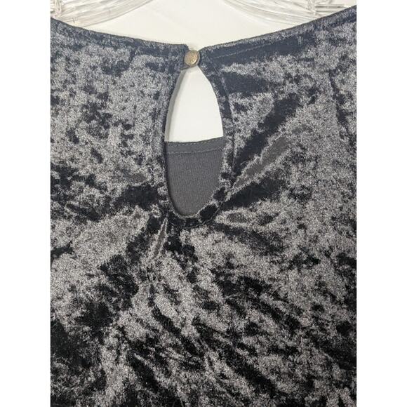 Whimsigoth Black velvet and lace top blouse size Medium REWIND Goth EMO - Picture 6 of 6